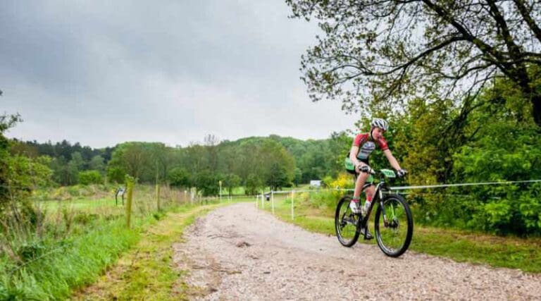 Primeur! Bar End Veluwe MTB Marathon over Koninklijk landgoed.