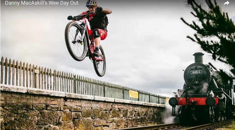 Danny MacAskill - klein dagje erop uit video.