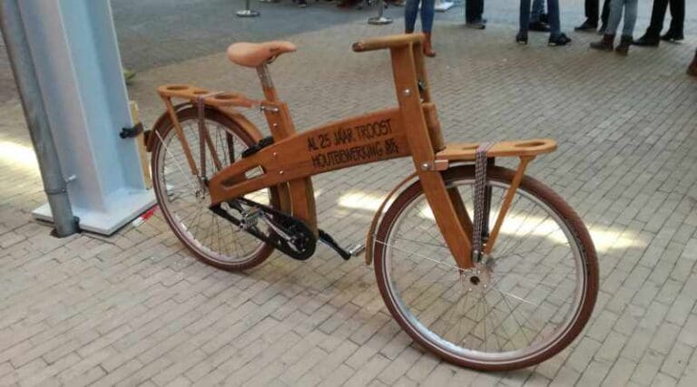 Bough Bikes. De houten fietsen