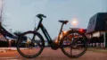 Met deze nieuwe e-bike val je meer op in het donker of de mist