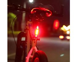 Oplaadbare fiets achterlicht led. (Rood) Afneembaar.