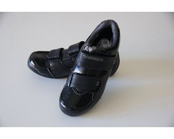 Schoen Shimano RT33